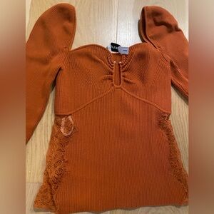 Self-Portrait lace side top